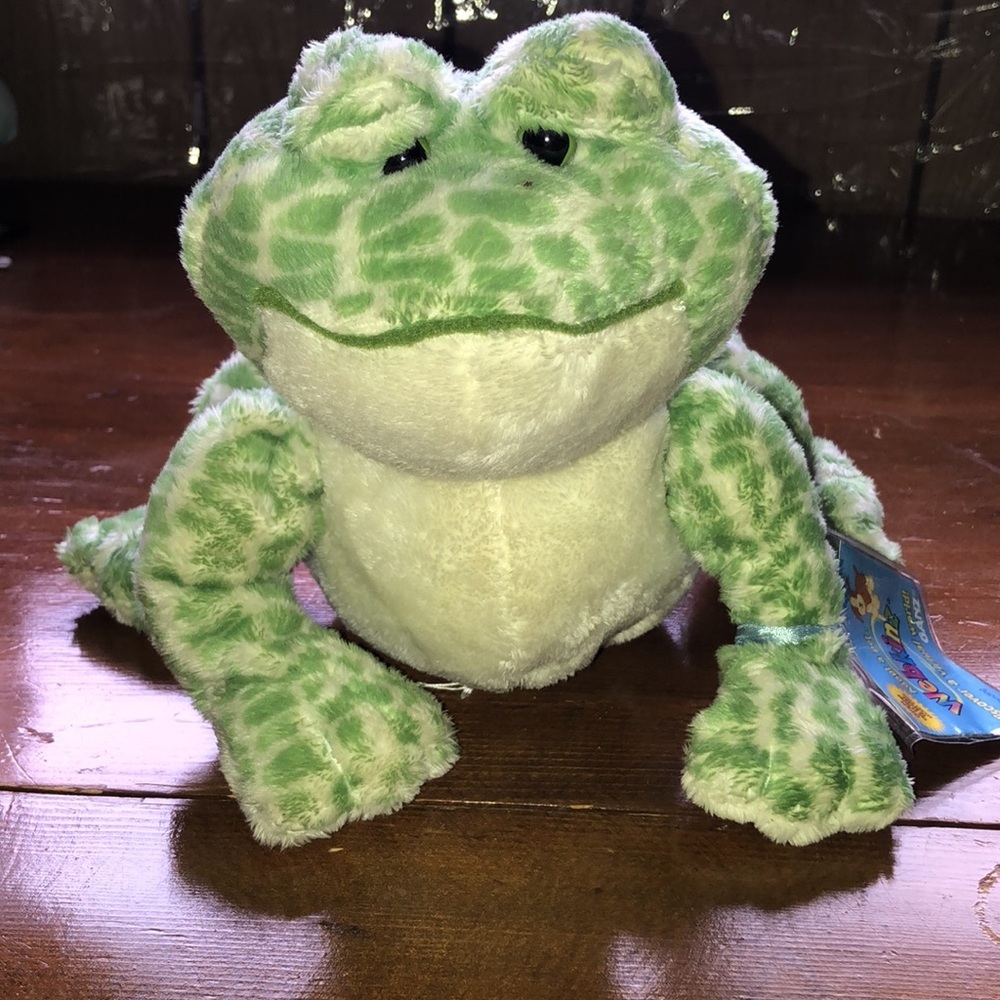 Ganz Webkinz Green Spotted Bullfrog Plush Stuffed Animal 7.5" with tag plushy - Picture 1 of 10